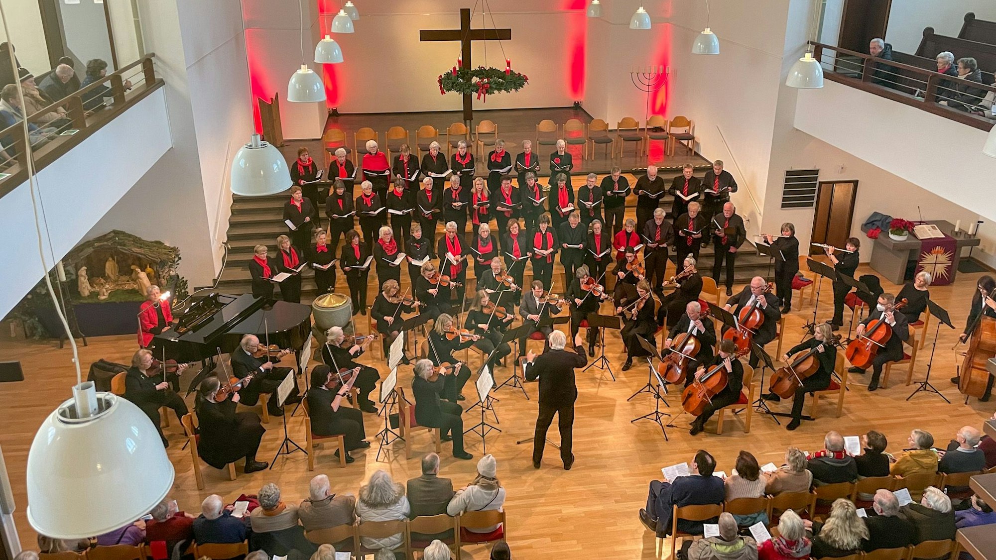 Der Singkreis Leverkusen beim Konzert im Advent 2023 in der Christuskirche.