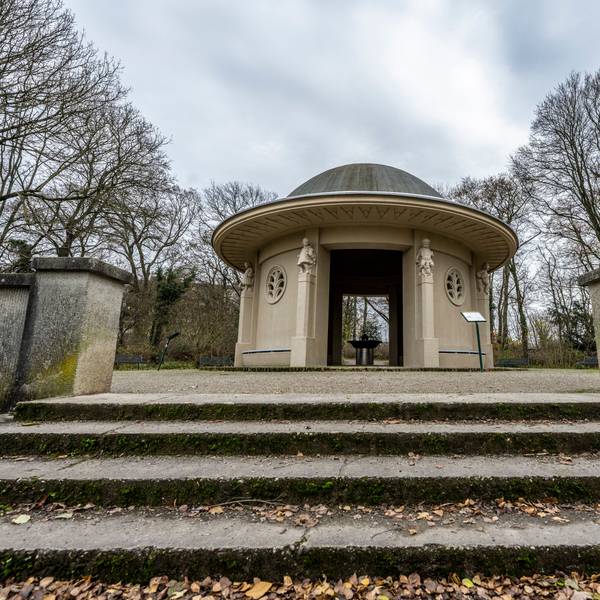 Der Brunnentempel im Fritz-Encke-Volkspark.