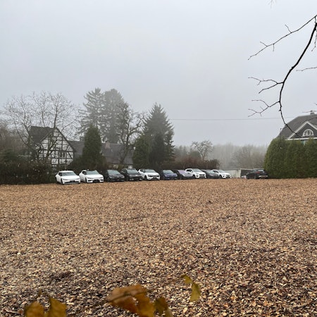 Blick auf das Gelände des Gutshofs Linde, der dem Autohaus Luchtenberg weichen soll.