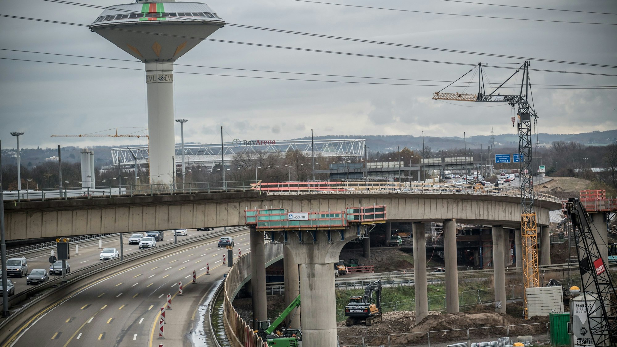 Der Überflieger wird während der Sperrung auch abgebrochen.