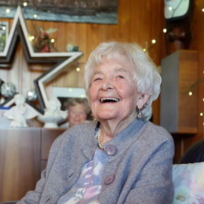 Die 100-jährige Anni Scheider erzählt aus ihrem Leben.