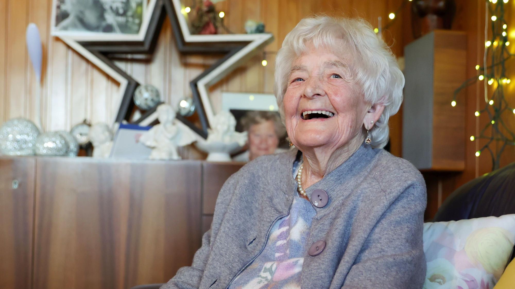 Die 100-jährige Anni Scheider erzählt aus ihrem Leben.