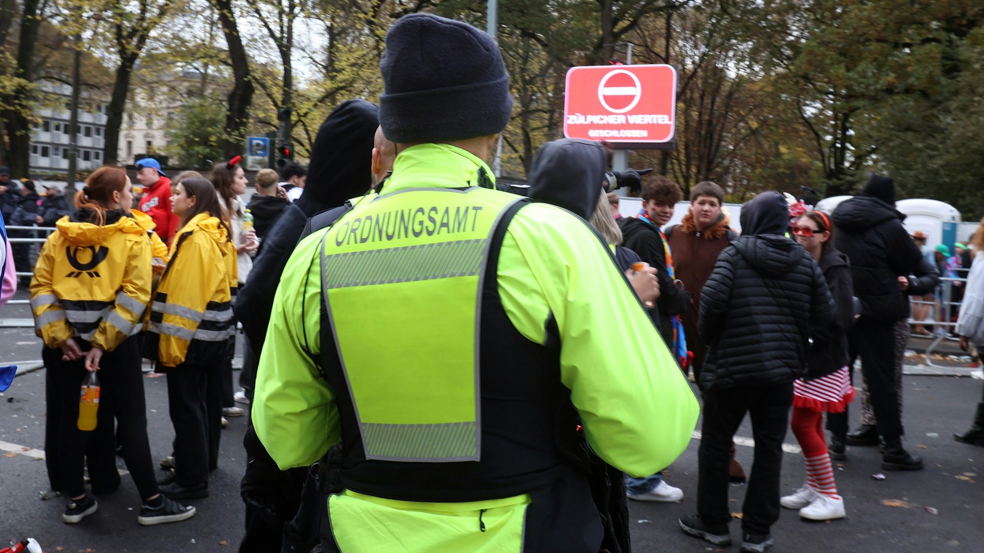 Sessionsauftakt auf der Zülpicher Straße.