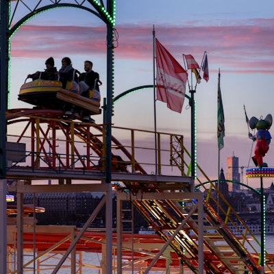 Die Deutzer Kirmes ist eine beliebte Veranstaltung in Köln.