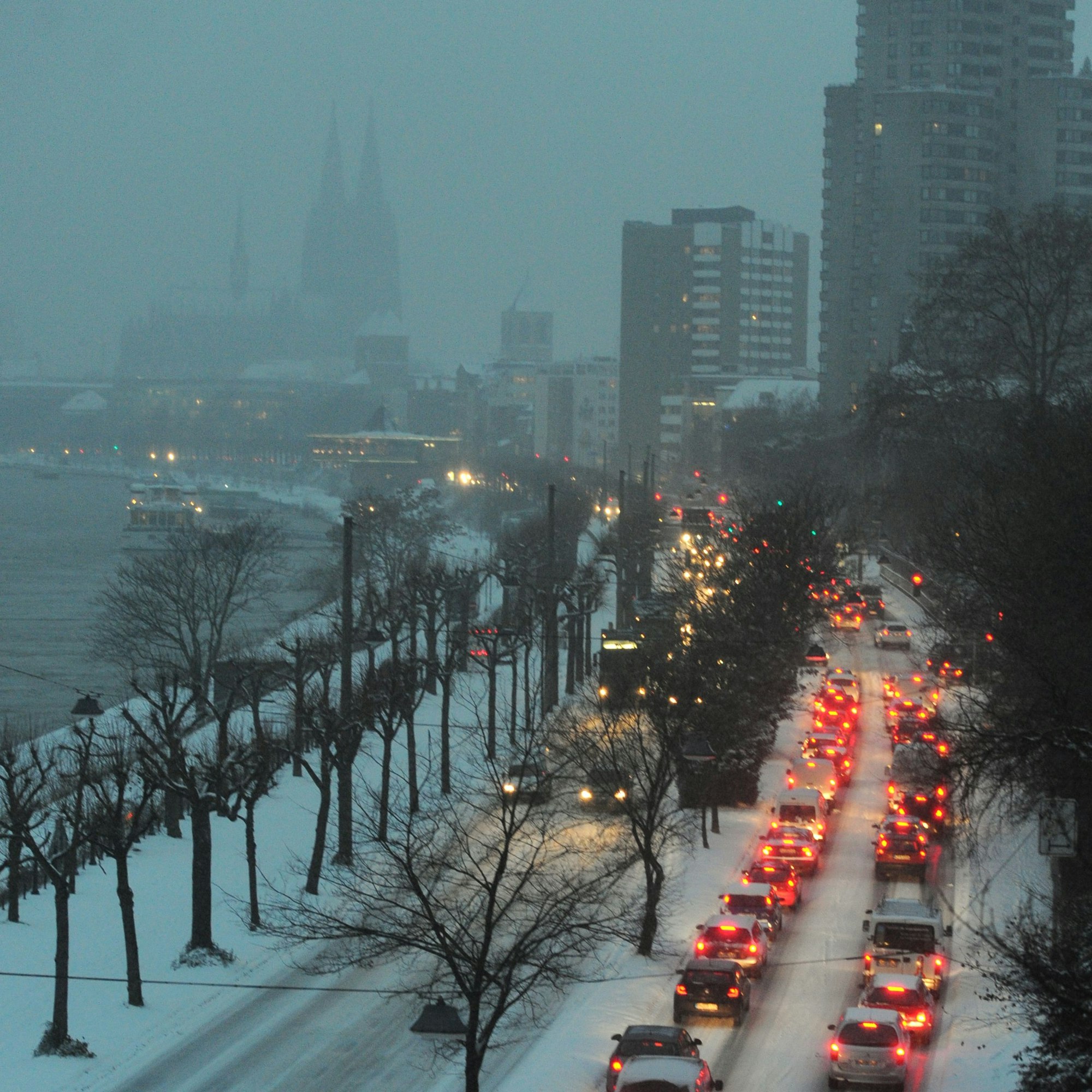 Blick vom LVR-Turm auf Köln, Dezember 2010.