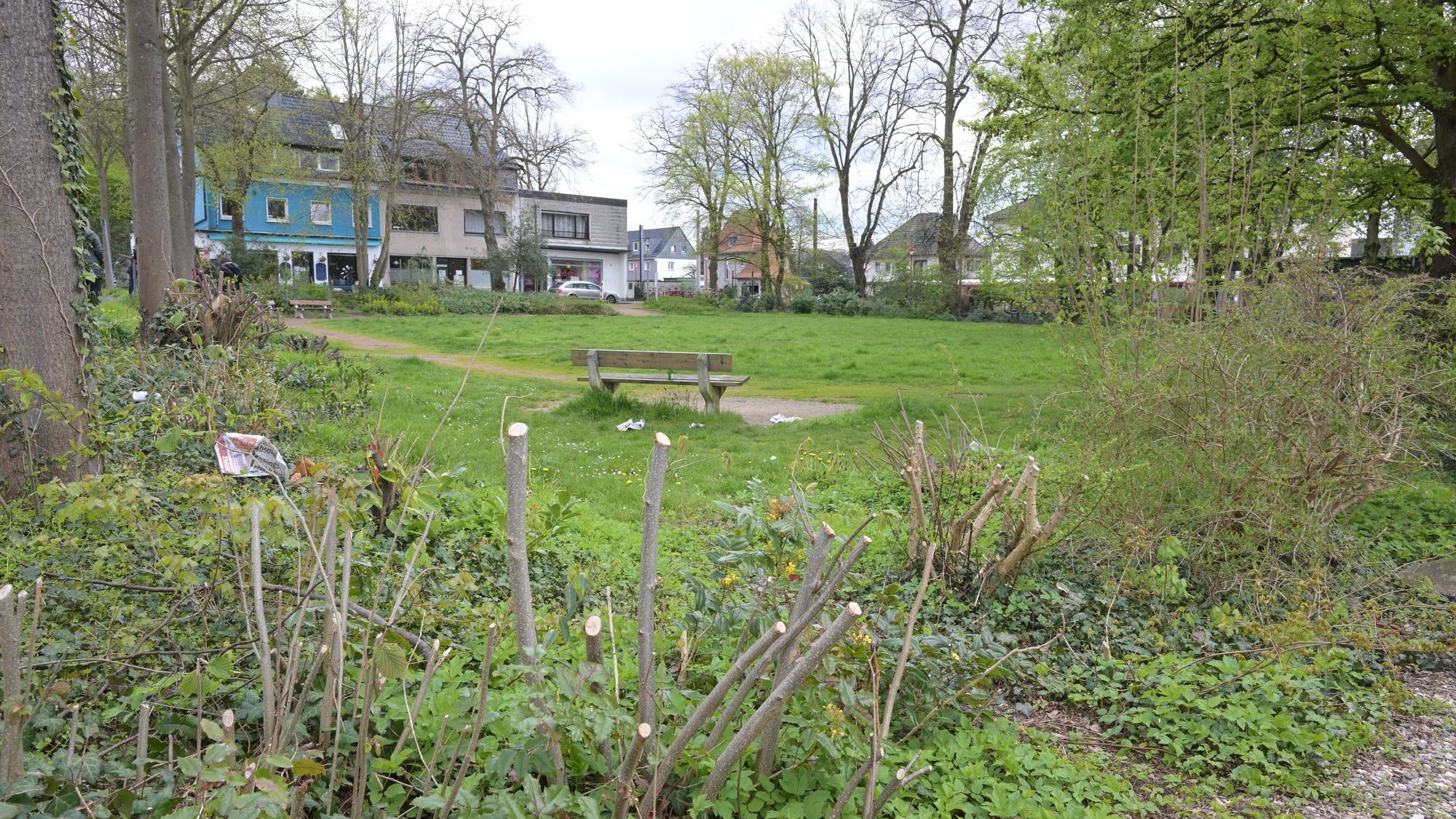 Das Foto zeigt den Park an der Wilhelm-Klein-Straße in Refrath