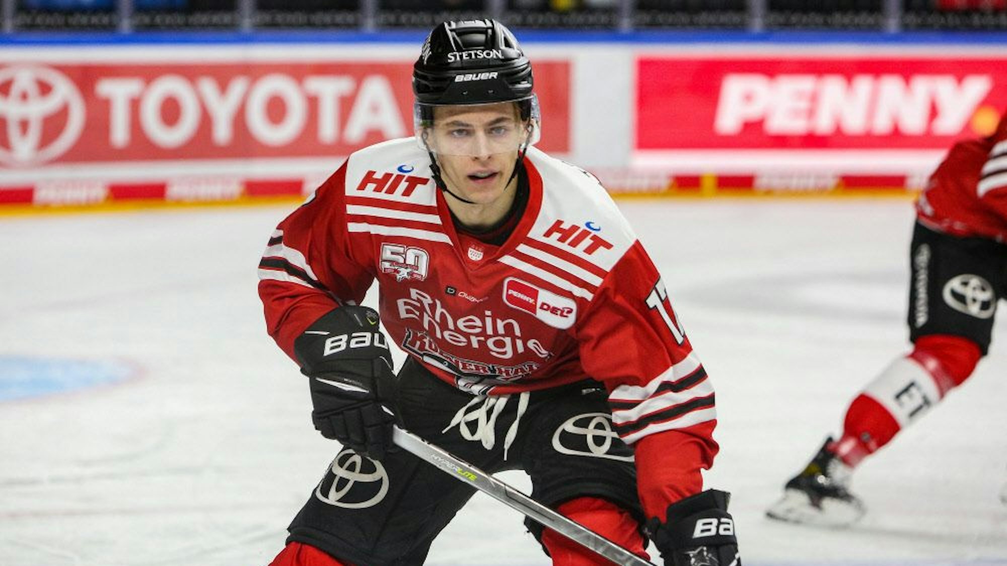 Jan Luca Sennhenn fokussiert im Spiel