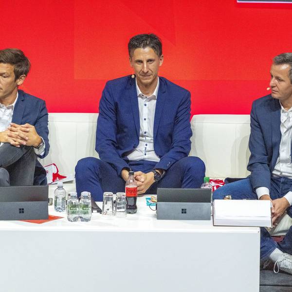 Vize-Präsident Carsten Wettich sowie die Geschäftsführer Christian Keller und Philipp Türoff bei der Mitgliederversammlung im September.