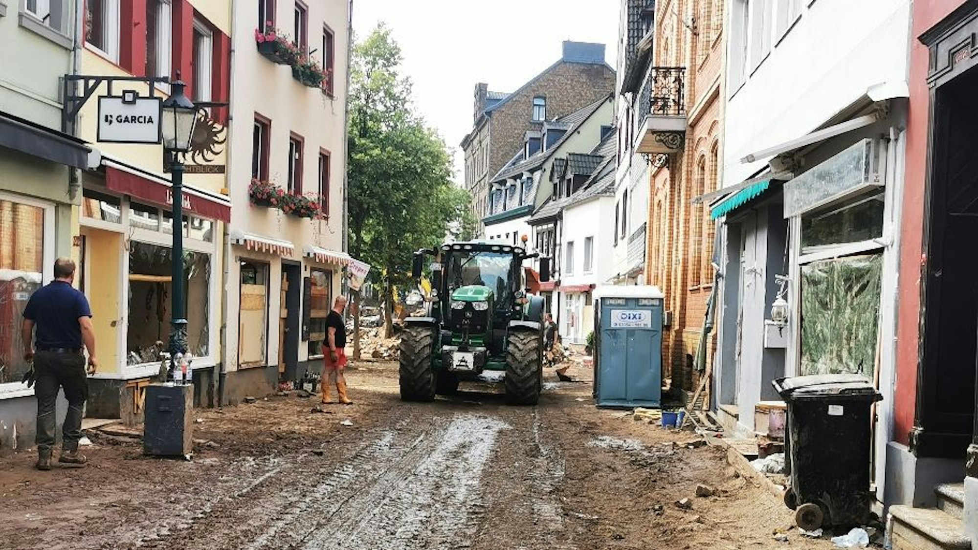 Das Eiscafé Bella Italia von Lina Honert hat mehr als zwei Jahre nach der Flut wieder eröffnet.