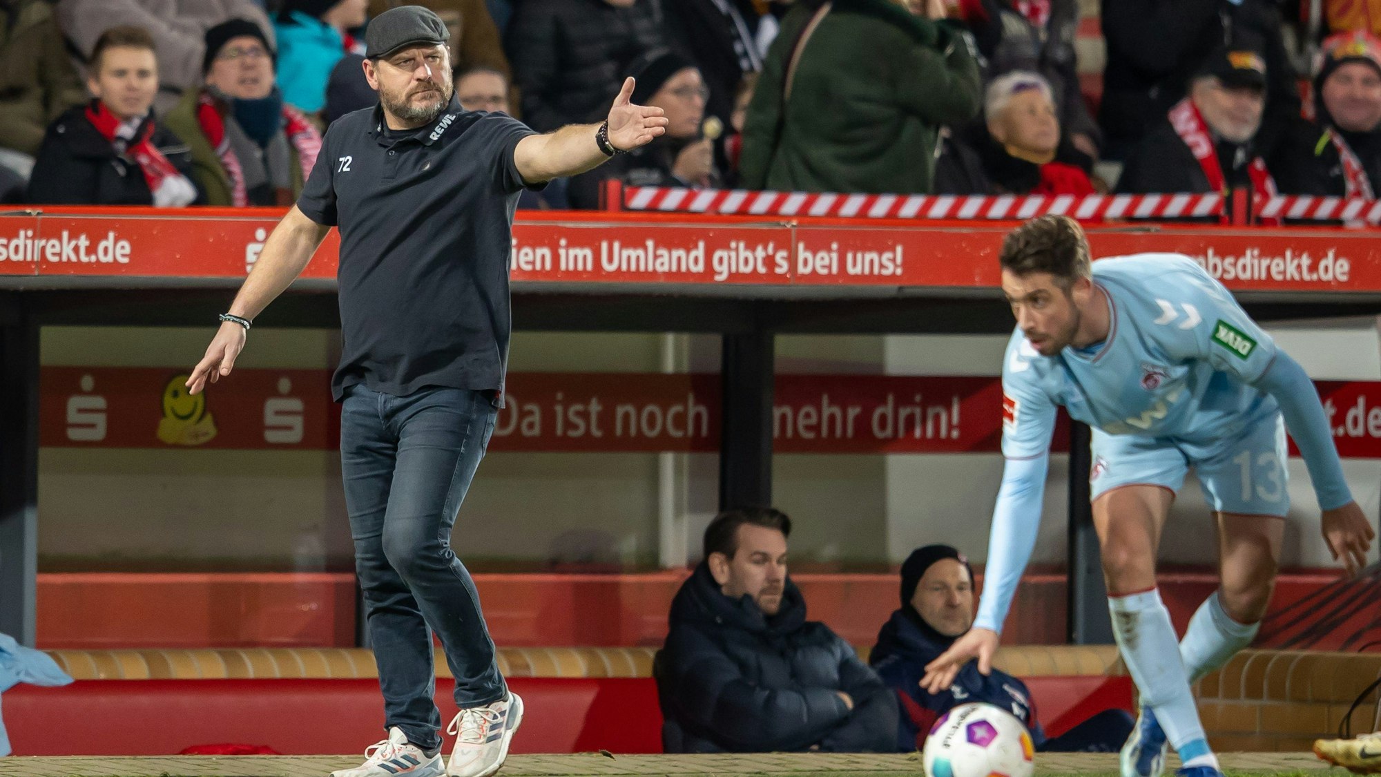 Steffen Baumgart wirkte am Mittwoch in Berlin ratlos, der 1. FC Köln überwintert auf Platz 17.