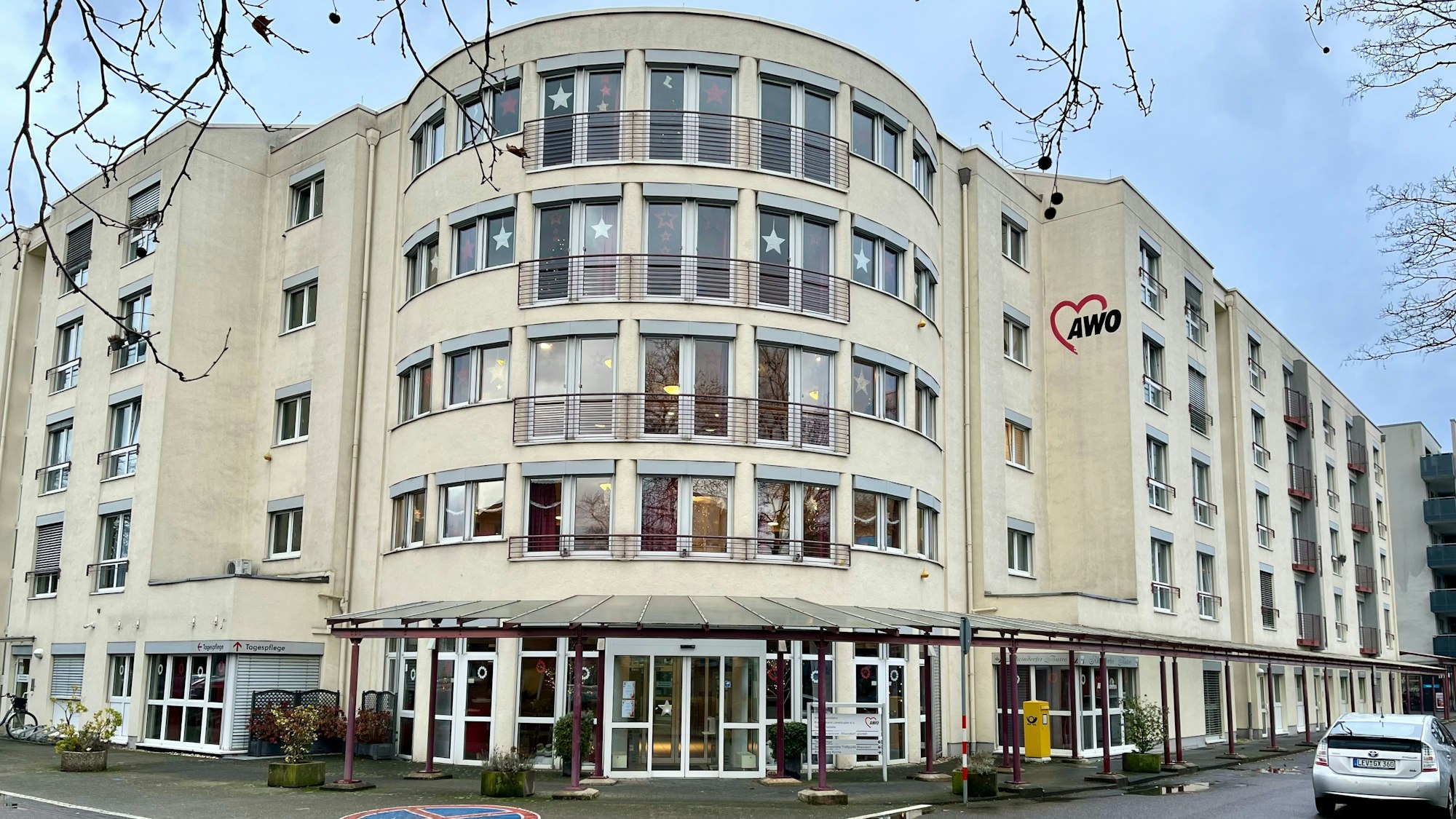 Das Seniorenzentrum der Arbeiterwohlfahrt am Königsberger Platz in Rheindorf