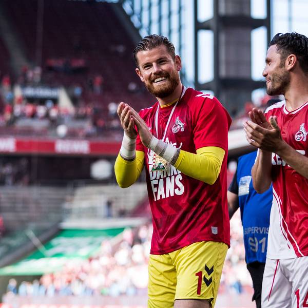 Der langjährige FC-Torwart Timo Horn (l.), hier mit Ex-FC-Kapitän Jonas Hector, hat offenbar einen neuen Verein gefunden. (Archivbild)