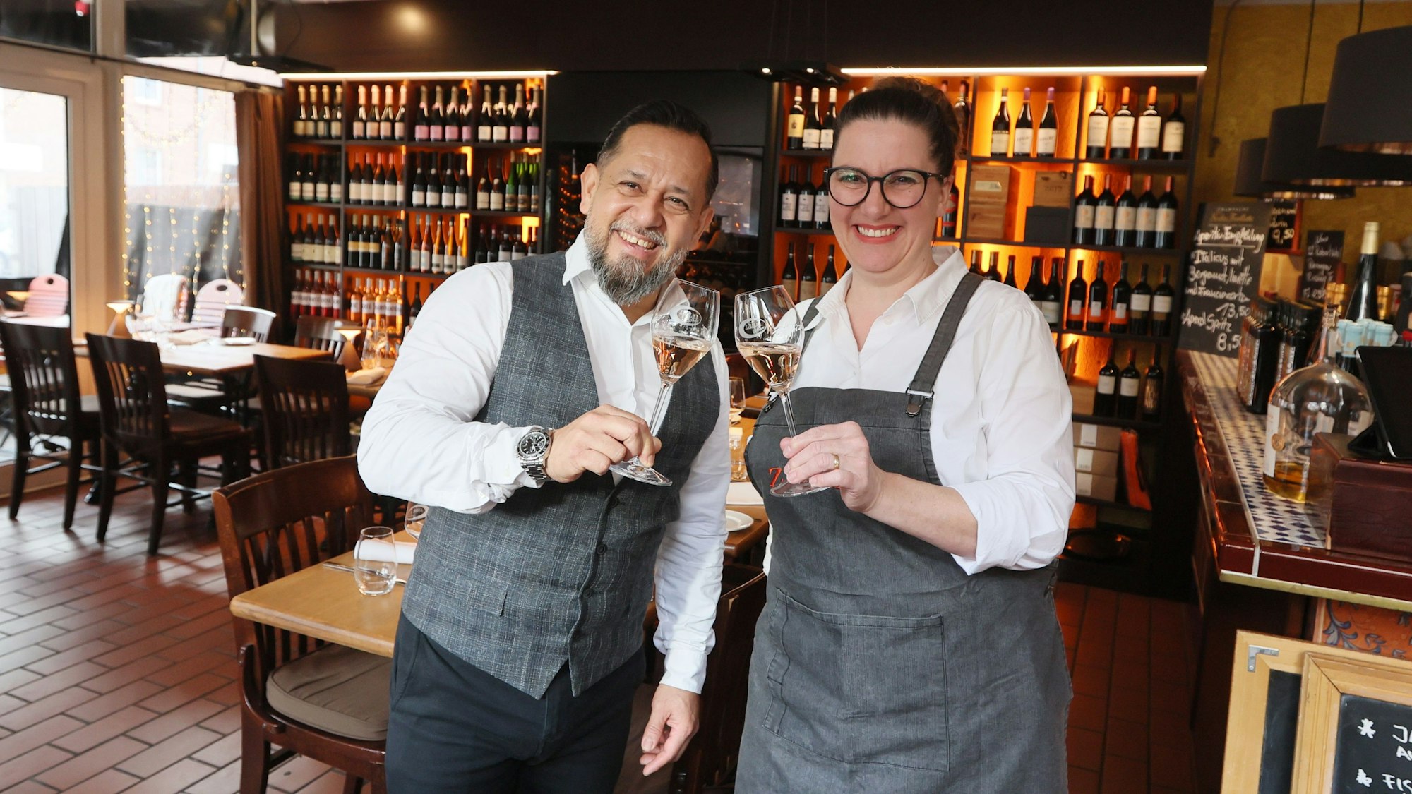 Die Inhaber der Weinbar. Bolivar Zabala Martinez und seine Frau Nicole