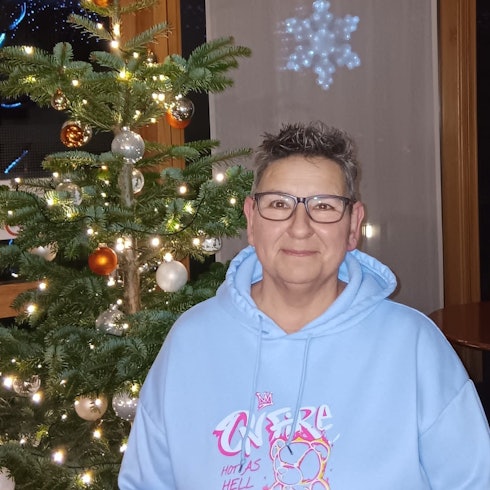 Im Transplantationszentrum am Universitätsklinikum wird eine von einem gesunden Spender vor wenigen Minuten entnommene Niere beim Empfänger transplantiert. (Symbolbild)