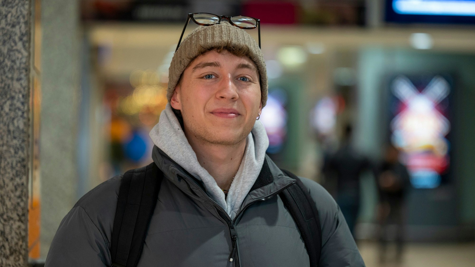 21.12.2023, Köln: Julian. Umfrage dazu worauf sich Menschen im Jahr 2024 freuen. Foto: Uwe Weiser