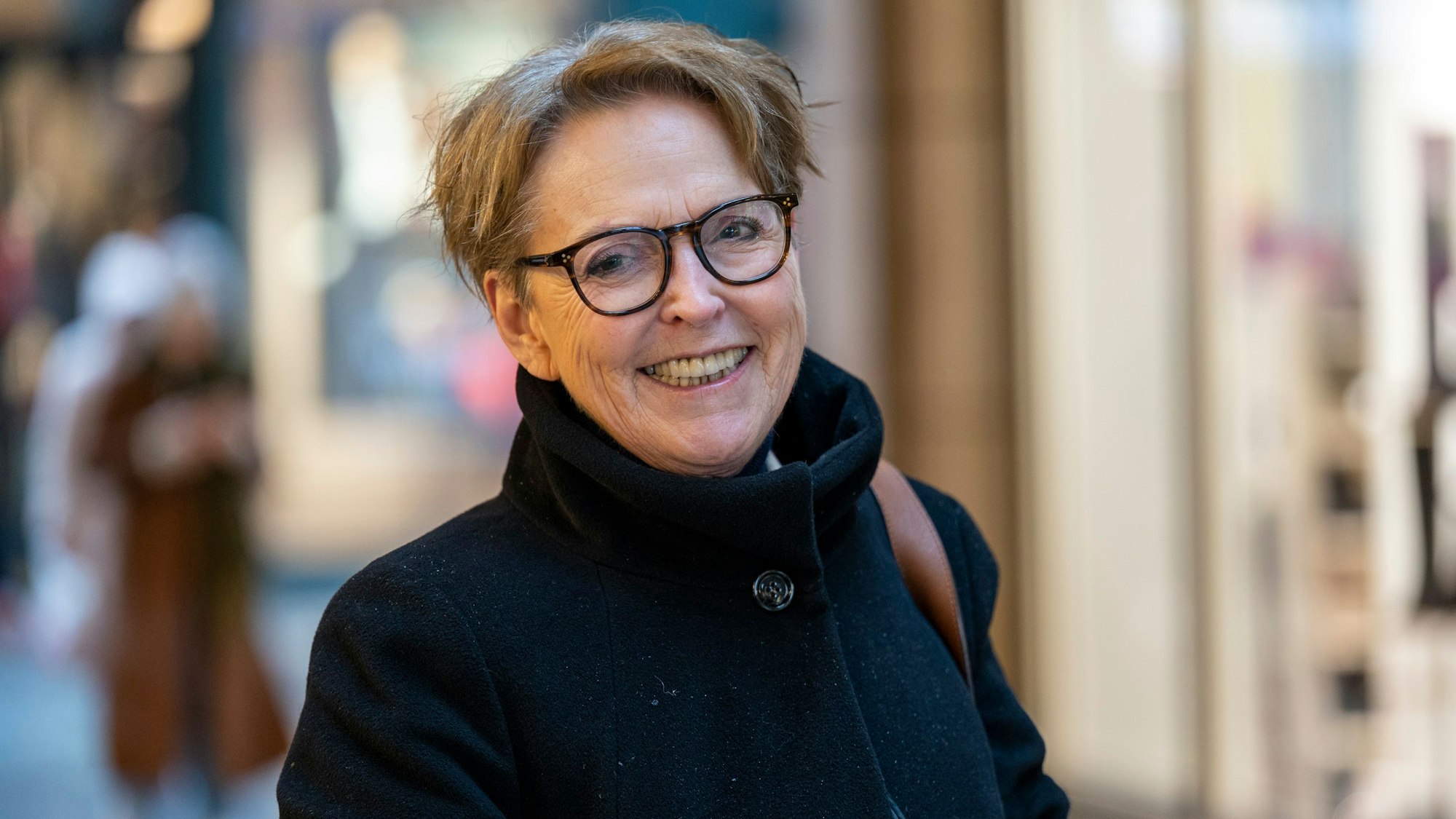 21.12.2023, Köln: Elke. Umfrage dazu worauf sich Menschen im Jahr 2024 freuen. Foto: Uwe Weiser