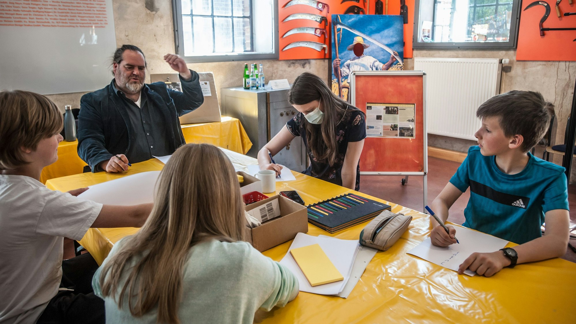 Sensenhammer, Autor Christian Linker