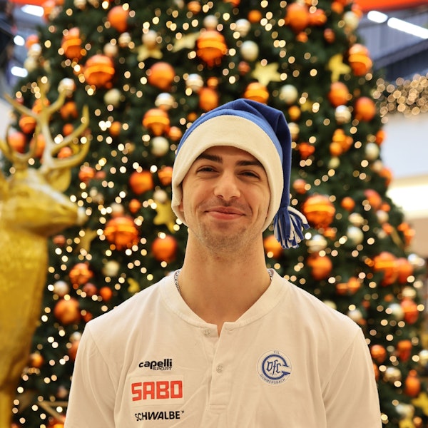 Gummersbach
Forum Gummersbach
Handball
Weihnachtsportraits
Giorgi Tskhovrebadze
