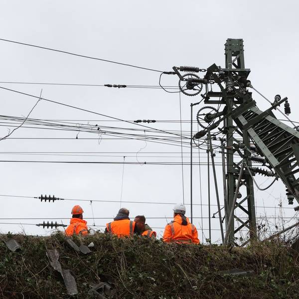 Umgeknickter Mast