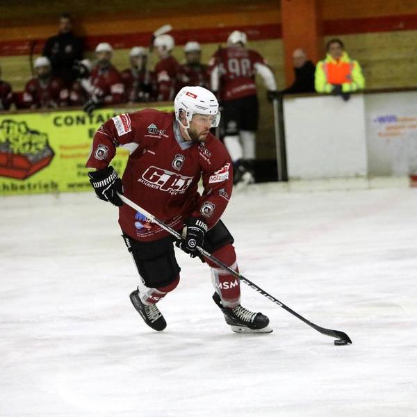Eishockey- EHC Troisdorf verliert gegen die TuS Wiehl Penguins.