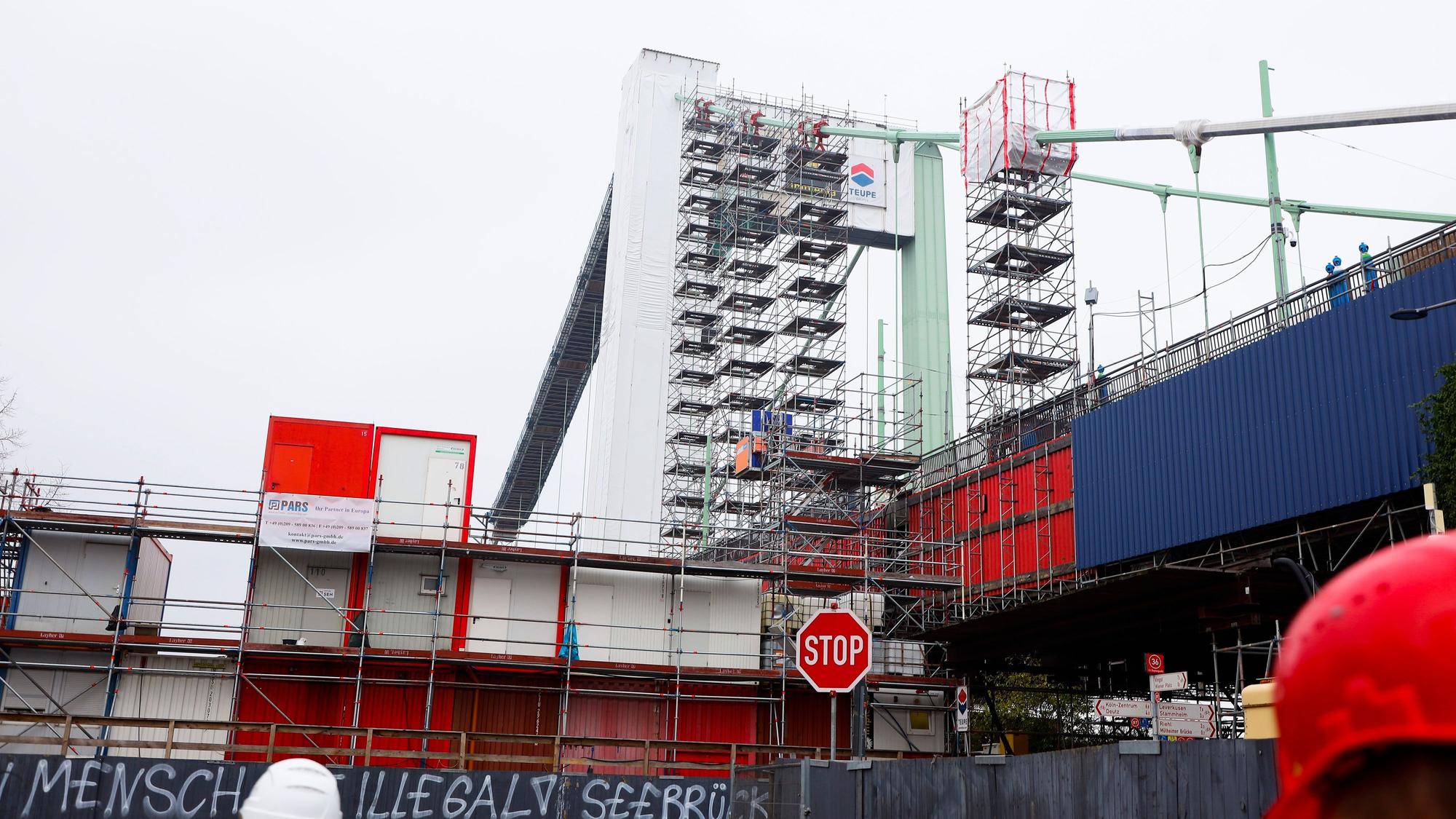 Die Baustelle an der Mülheimer Brücke