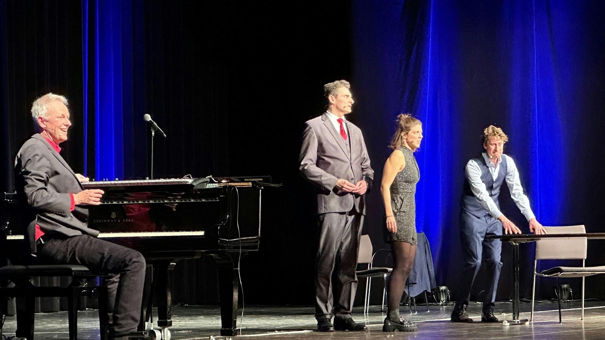 Das Springmaus-Improvisationstheater trat im Rhein-Sieg-Forum am Silvesterabend auf.