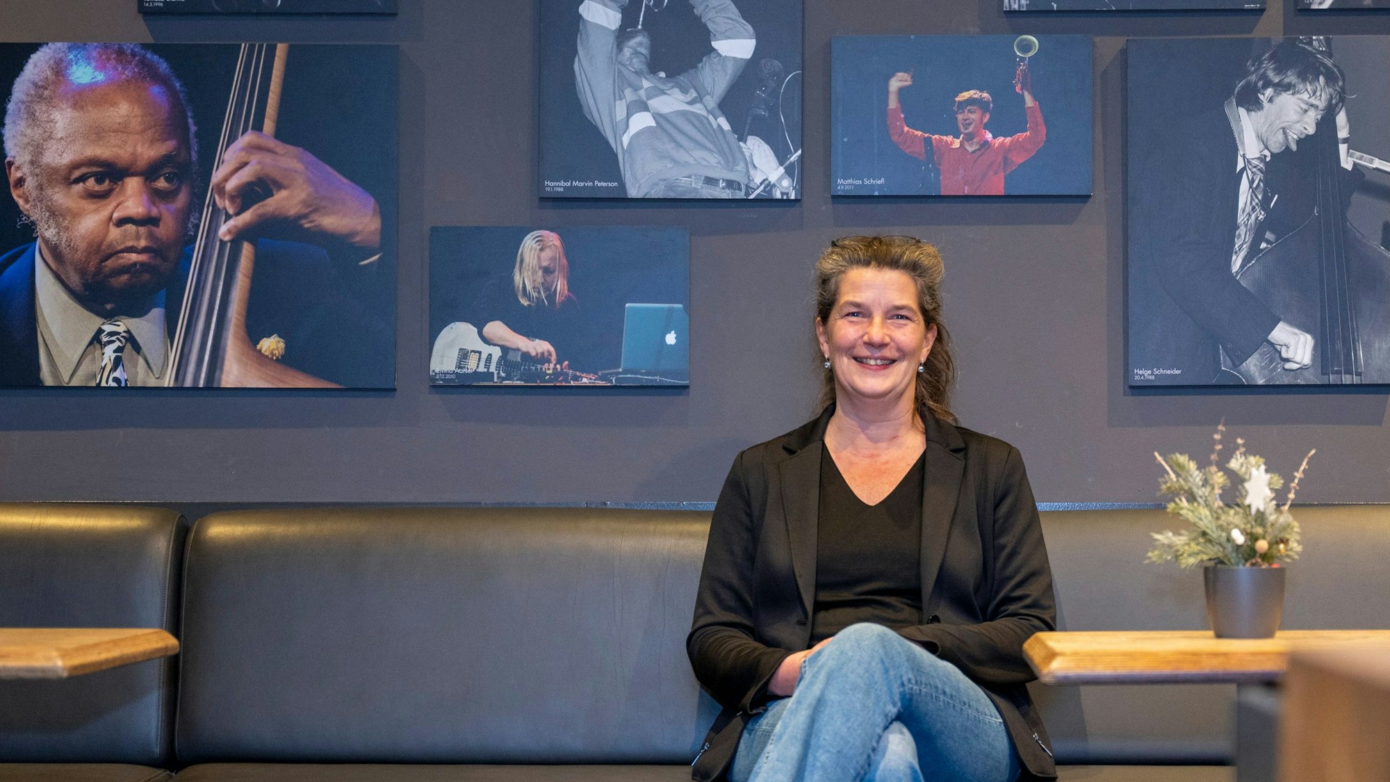 Kornelia Vossebein ist künstlerische Leiterin des Stadtgarten Köln