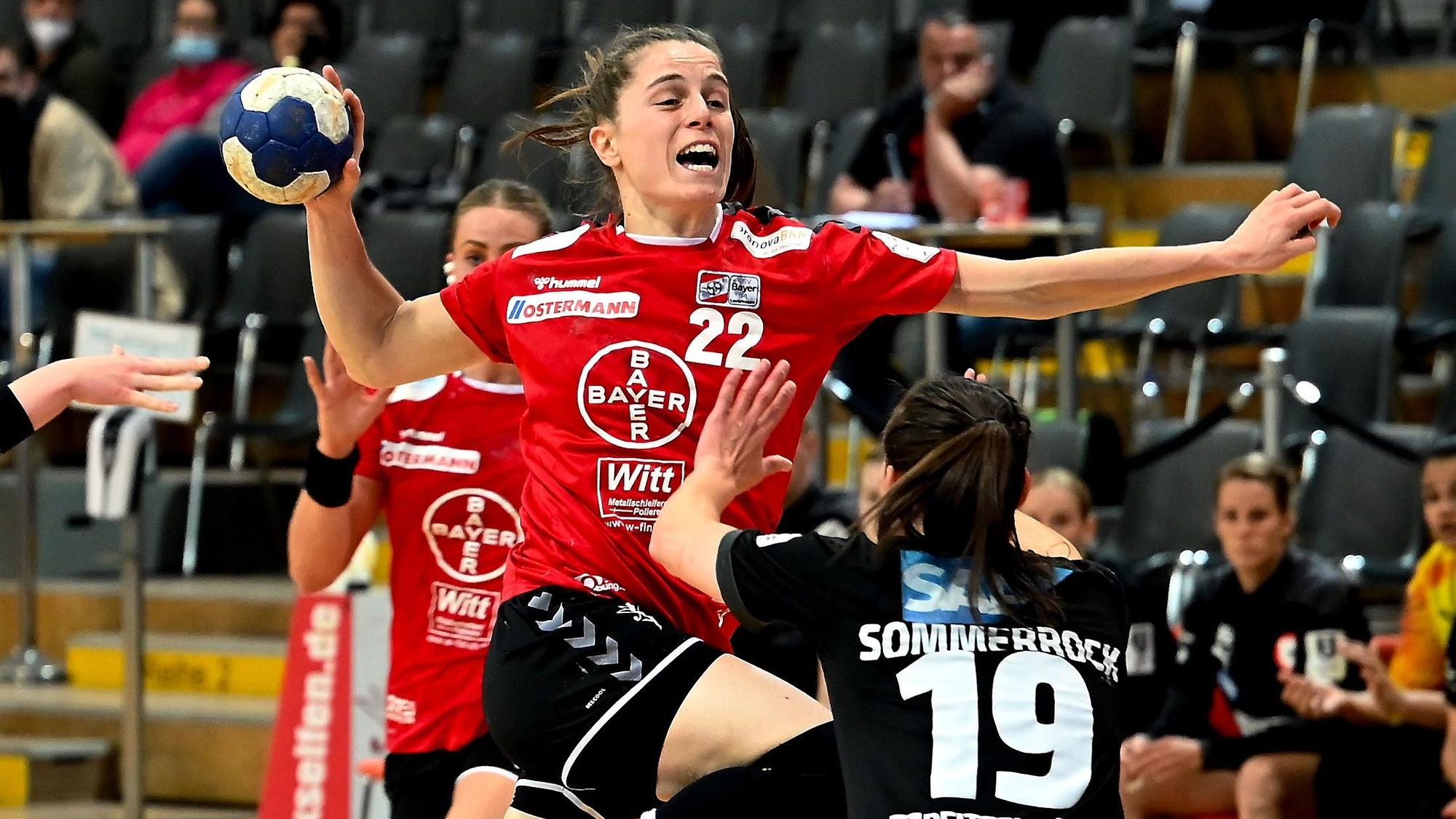 Handball Frauen Bayer 04 Leverkusen - Kurpfalz Bären Mariana Ferreira Lopes (Bayer) Foto: Uli Herhaus