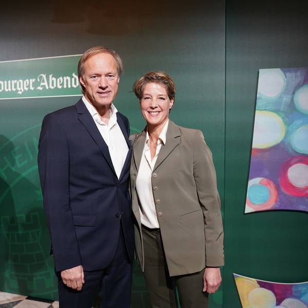 Die deutsche Unternehmerin Christina Block und ihr Partner, TV-Moderator Gerhard Delling, bei einem Neujahrsempfang. Für ihrem Ex-Mann hat Block einen massiven Sorgerechtsstreit. (Archivbild)