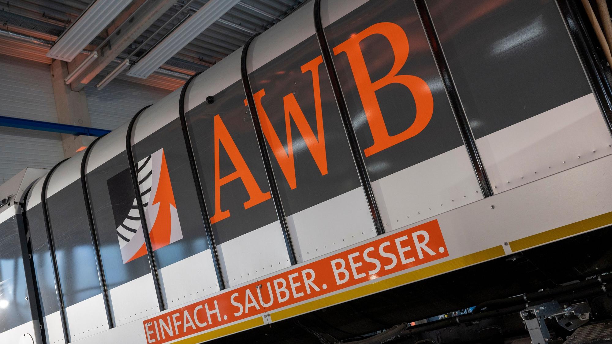 Das Bild zeigt ein Fahrzeug der AWB.
