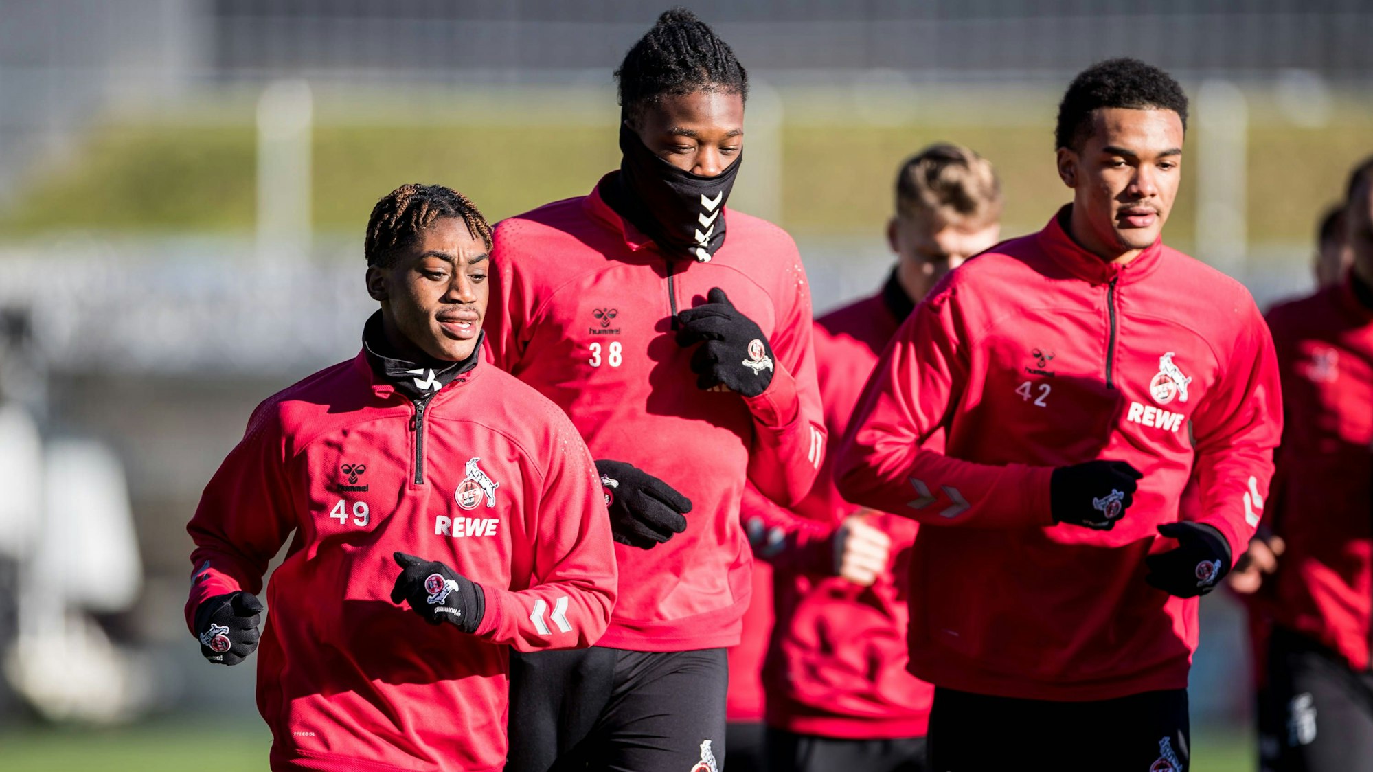 Justin Diehl (v. Links), Elias Bakatukanda und Damion Downs haben gute Aussichten auf Bundesliga-Einsätze.
