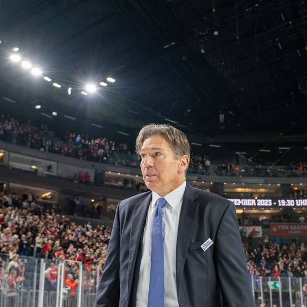 Haie-Coach Uwe Krupp in der Lanxess Arena.