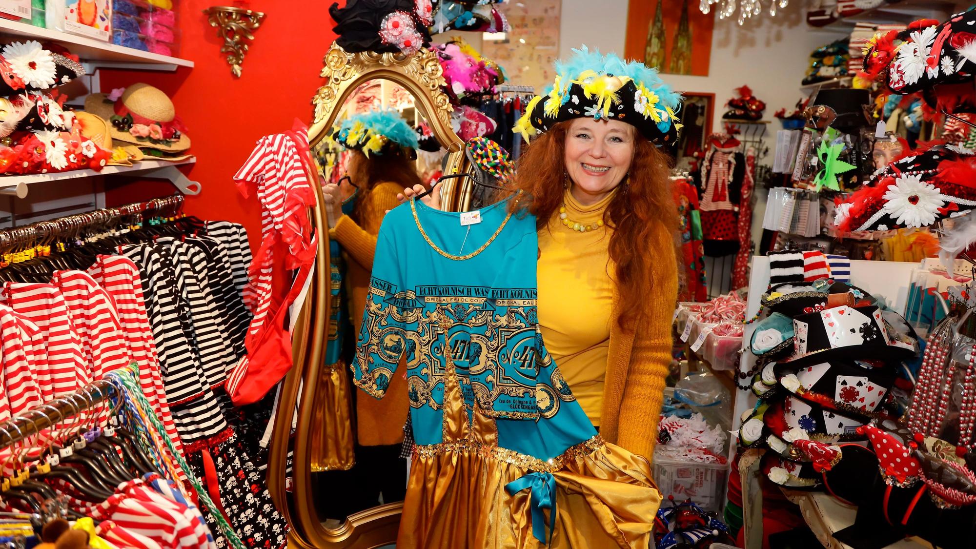 Belinda Krone in ihrem Laden Jeck Jewand auf der Luxemburger Straße.