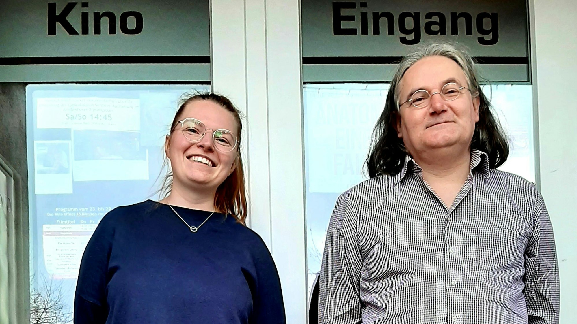 Nadine Melzer und Thomas Schöneborn sind Programmleiterin und Programmleiter des Scala-Kinos an der Uhlandstraße in Opladen. Leverkusen.