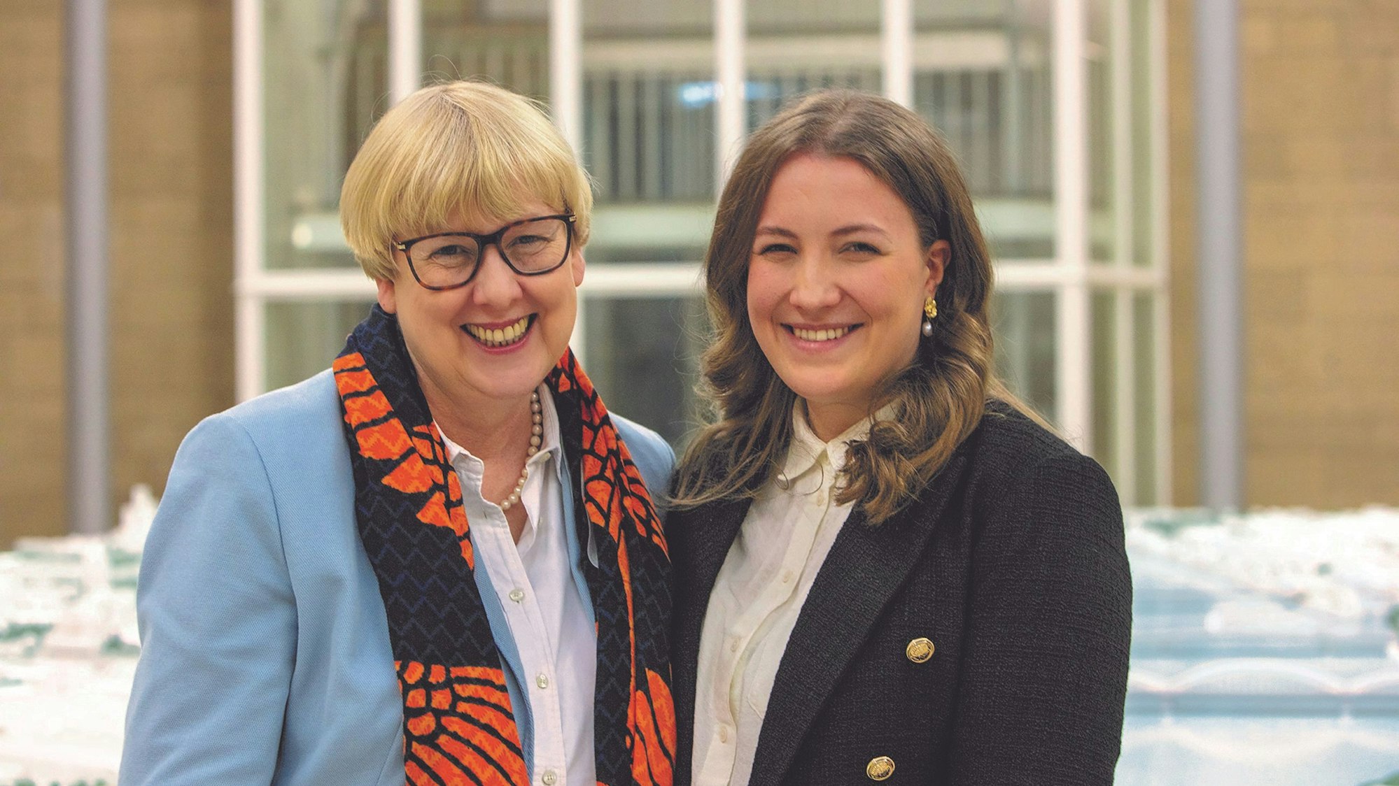 Katja Hoyer und Chantal Schalla