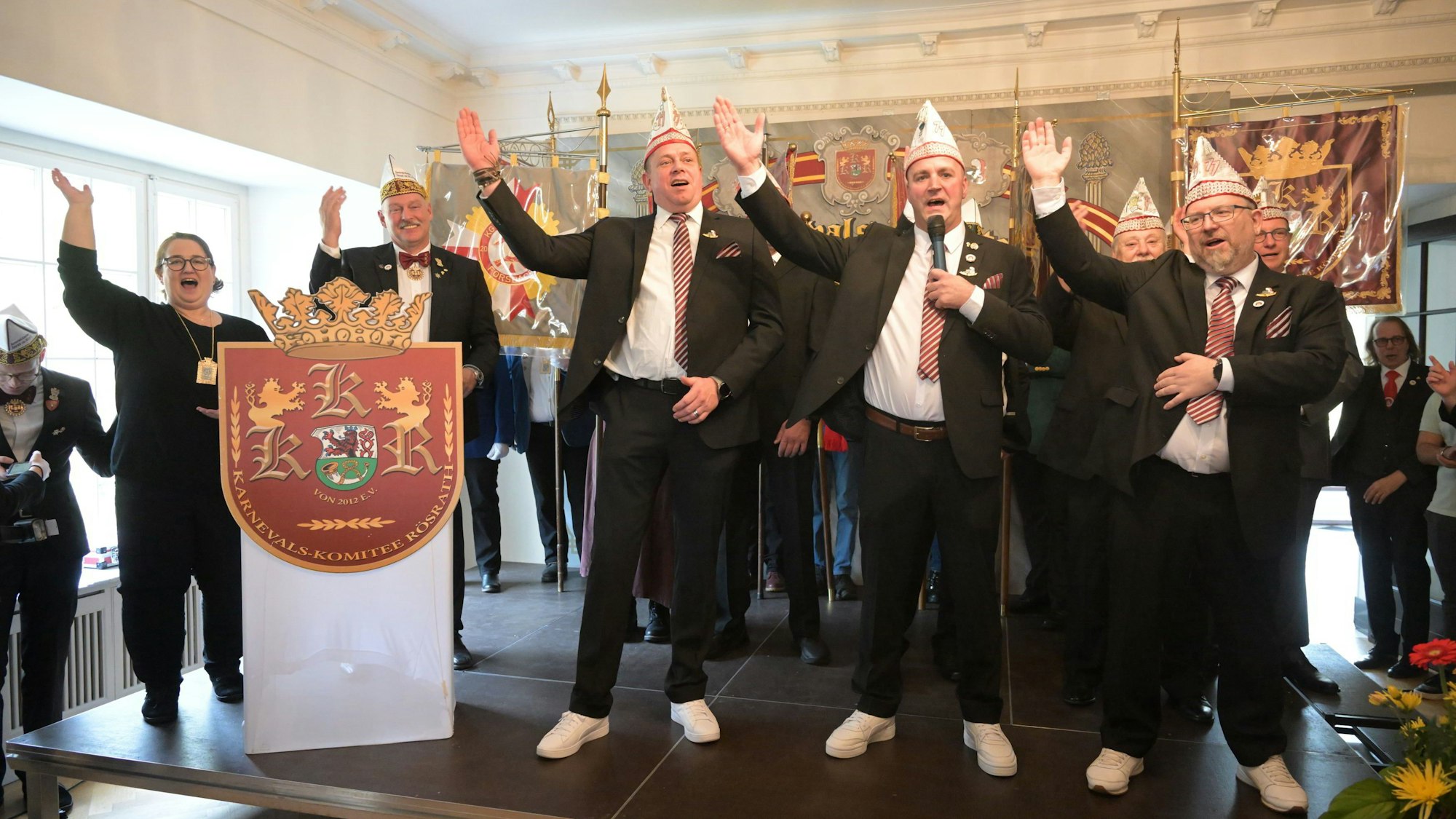 Das Foto zeigt das Rösrather Dreigestirn