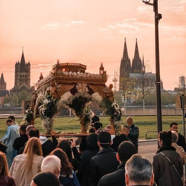 Kirche 1 Hellas Influencer Köln