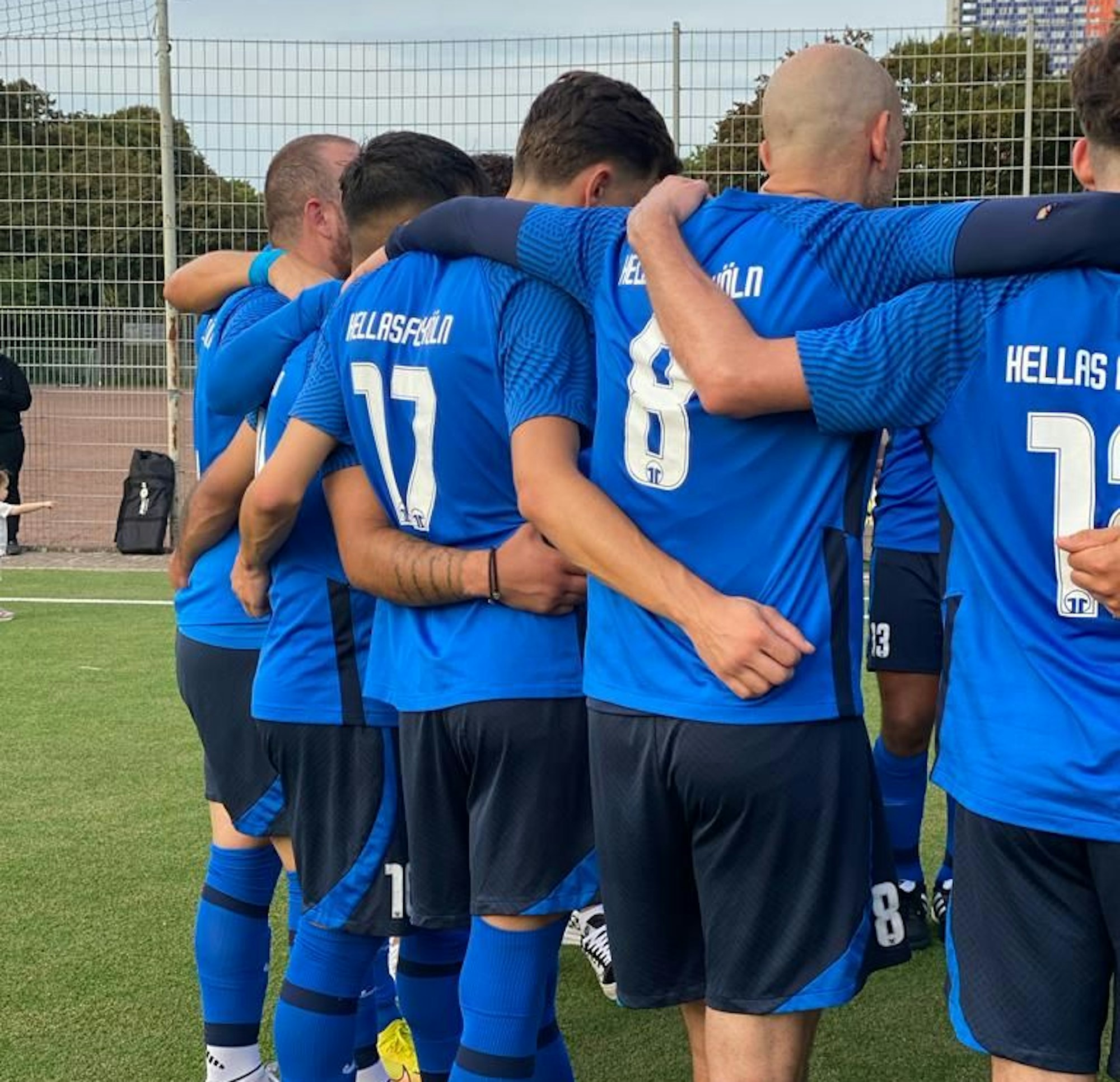 Der FC Hellas Köln trainiert in der Prälat-Wolker-Anlage in Ehrenfeld