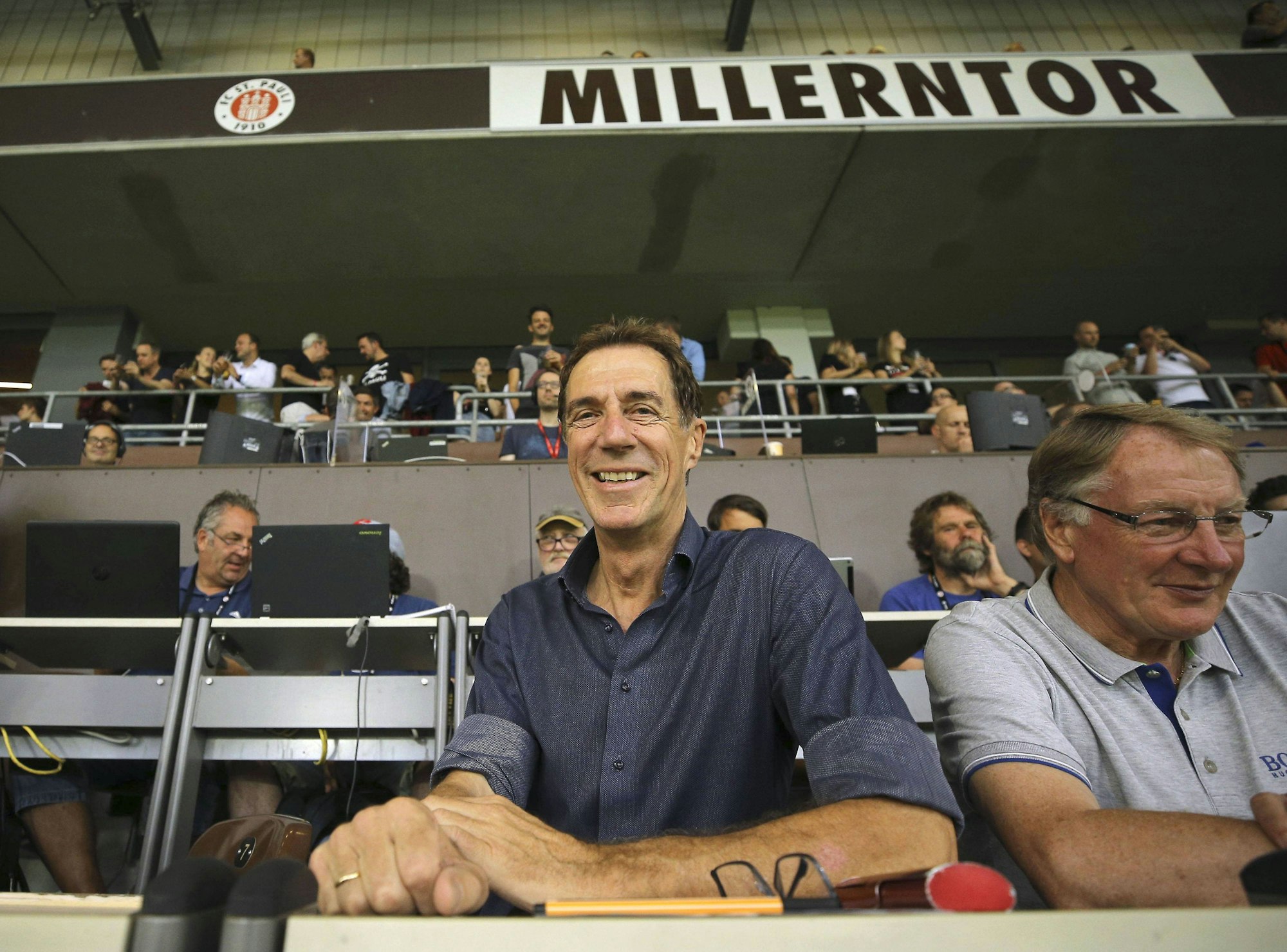 Helmut Schulte, früherer Trainer und Sportdirektor des FC St. Pauli, ist zu Gast am Millerntor.