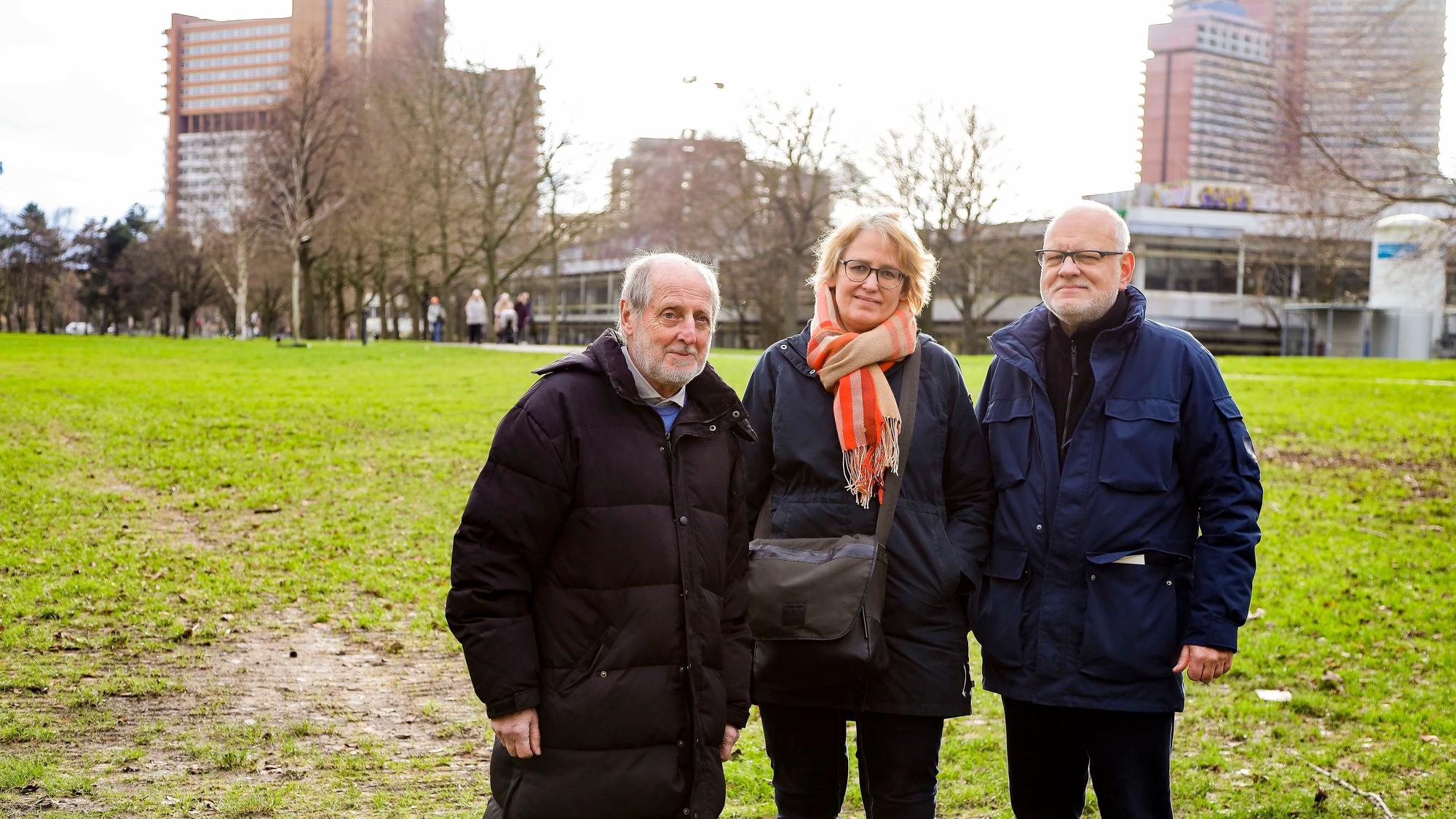 05.01.2023, Löln: PK auf der Uniwiese mit v.l.n.r.: Dr.Helmut Röscheisen BUND), Coletta Scharf (Anwohnerin und BUND Mitglied) und Jörg Frank (BUND Presseamt).Foto:Dirk Borm