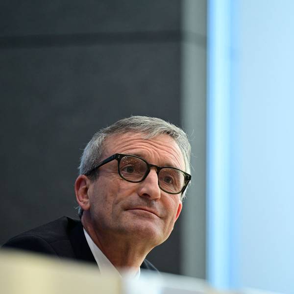 Thomas Geisel bei der Pressekonferenz in Berlin.