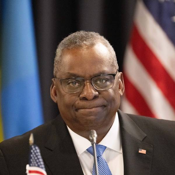 ARCHIV - 19.09.2023, Rheinland-Pfalz, Ramstein-Miesenbach: US-Verteidigungsminister Lloyd Austin nimmt an der 15. Sitzung der Verteidigungskontaktgruppe für die Ukraine auf der US-Air Base in Ramstein teil.