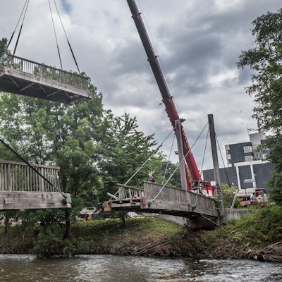 Im Sommer 2021 wurde die Henley-Brücke in Leichlingen abgebrochen. (Archivfoto)