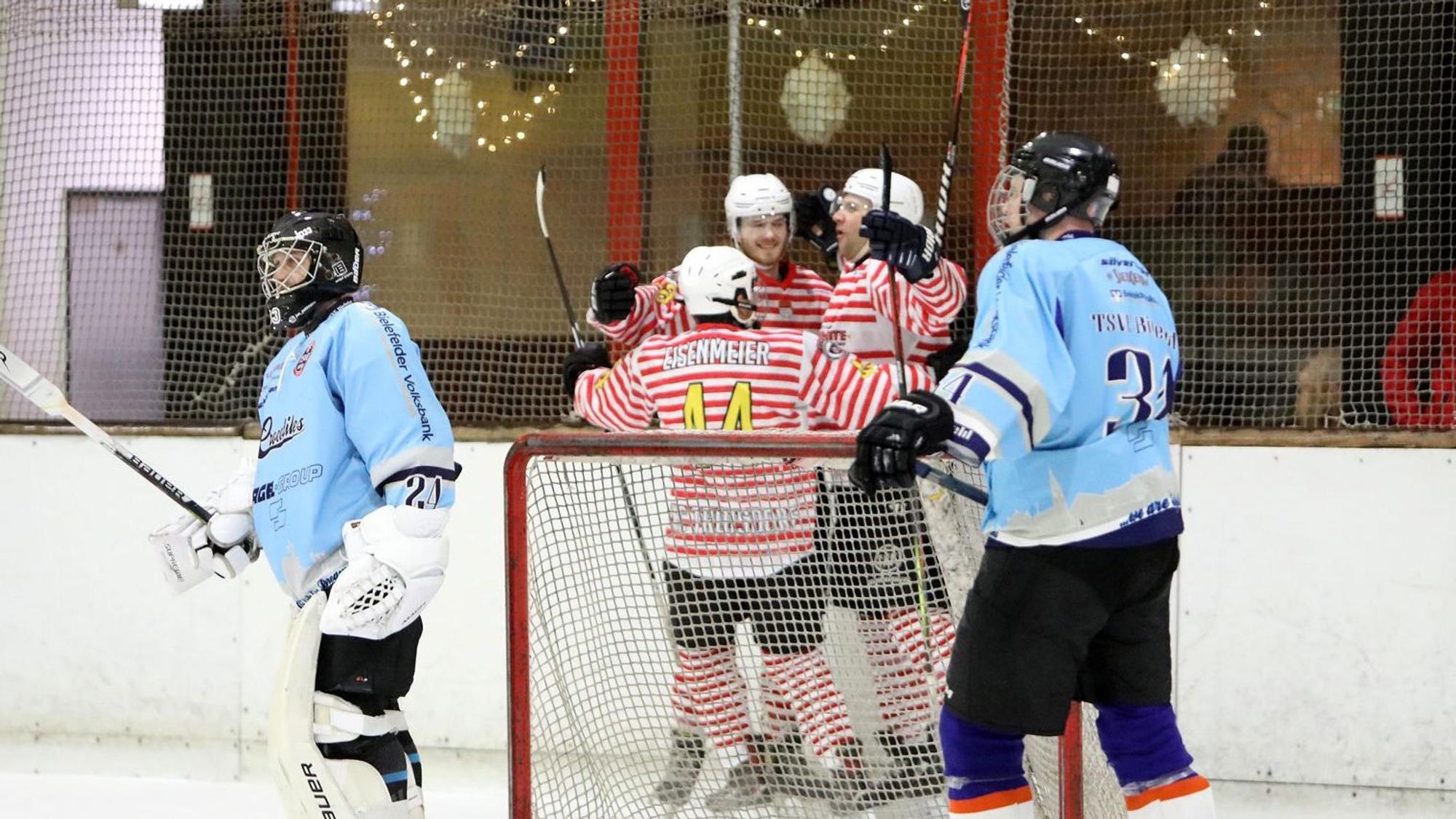 Mit 8:3 setzte sich die 1b-Mannschaft des EHC Troisdorf durch.