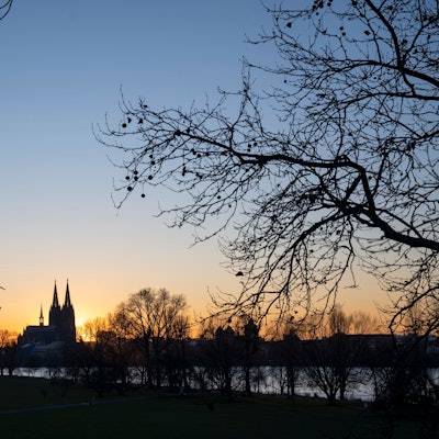 Während sich die erste Novemberhälfte so richtig nach Herbst anfühlt, könnten gegen Ende des Monats aufgrund sinkender Temperaturen Wintergefühle aufkommen.