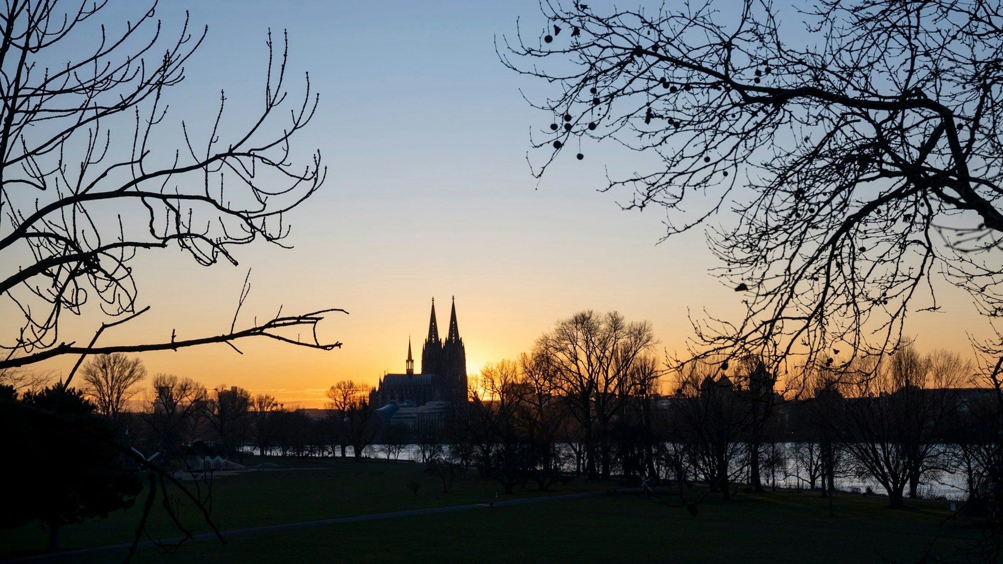 Während sich die erste Novemberhälfte so richtig nach Herbst anfühlt, könnten gegen Ende des Monats aufgrund sinkender Temperaturen Wintergefühle aufkommen.