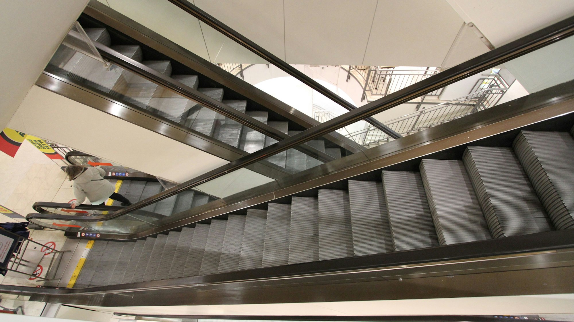 Galeria Kaufhof an der Siegburger Kaiserstraße schließt