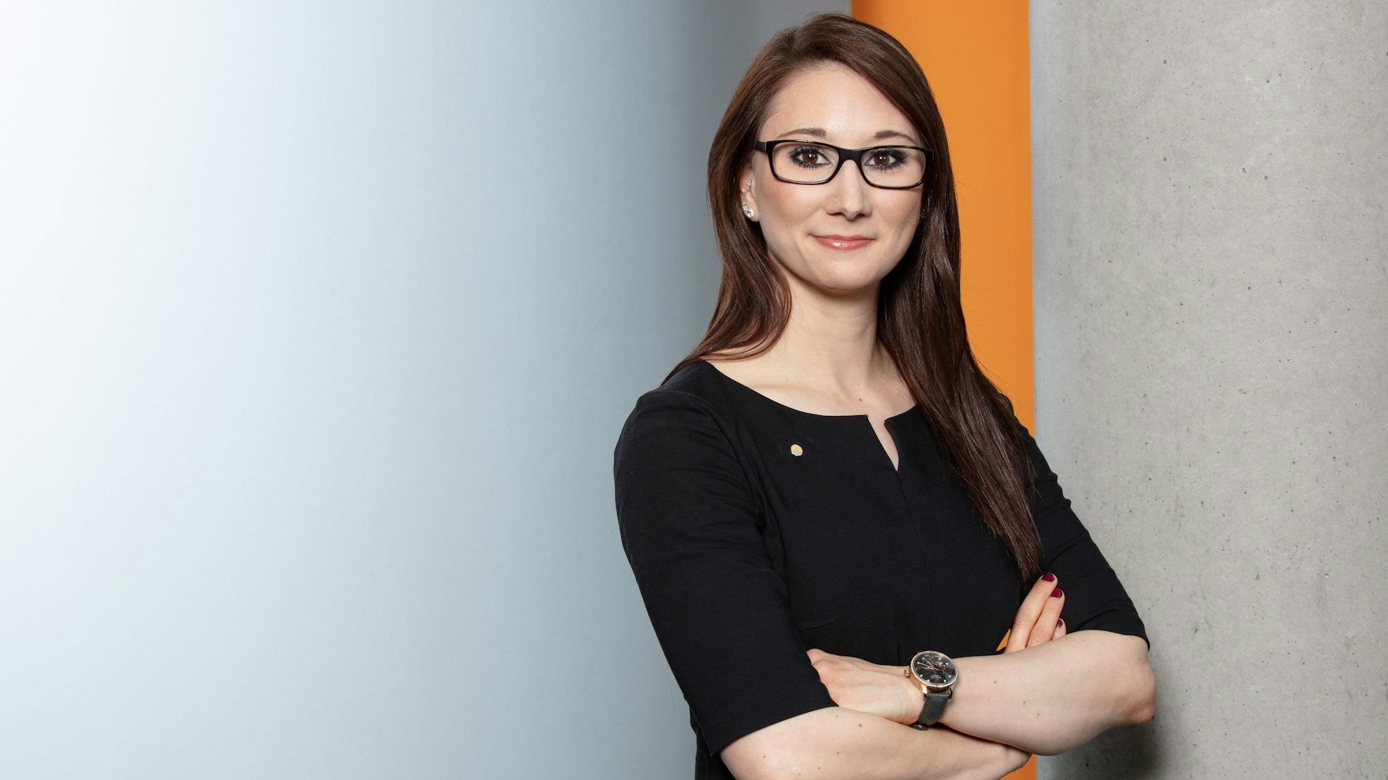 Lea Fiebelkorn, Unternehmensberaterin der BDAE-Gruppe, sagt, dass seit 2015 immer mehr digitale Nomaden nach Auslandsversicherungen fragen.