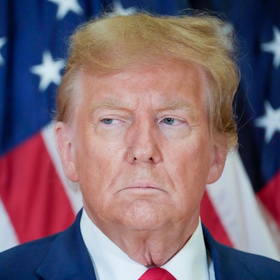 Der ehemalige US-Präsident Donald Trump bei einer Pressekonferenz nach der Gerichtsverhandlung in New York.