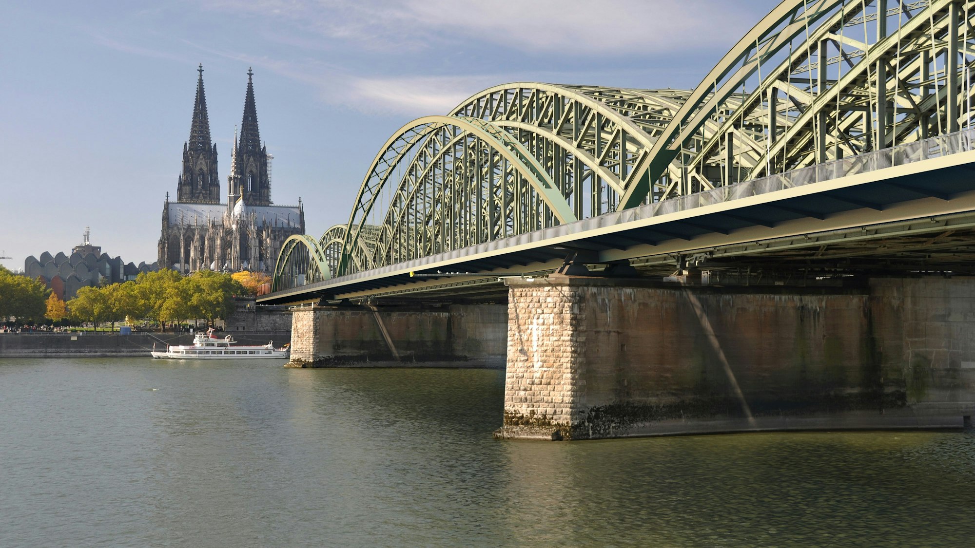 Diese Visualisierung zeigt, wie die Stadt sich die Brückenerweiterung vorstellt.